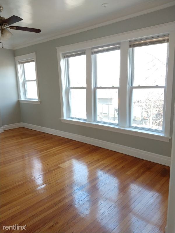 Foto del edificio - 4752 N Rockwell St