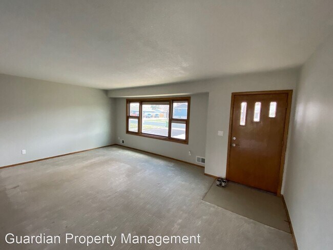 Building Photo - 4 br, 2 bath House - 5229 Greenfield Ave