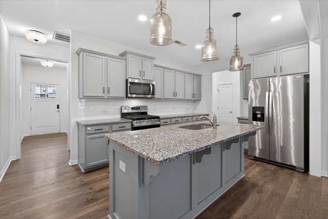 Building Photo - 7481 Hartsfield Dr