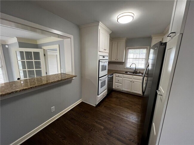 Foto del edificio - 3490 Sexton Woods Dr