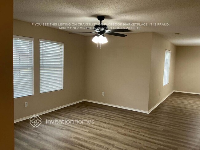 Foto del edificio - 1537 Englewood Dr