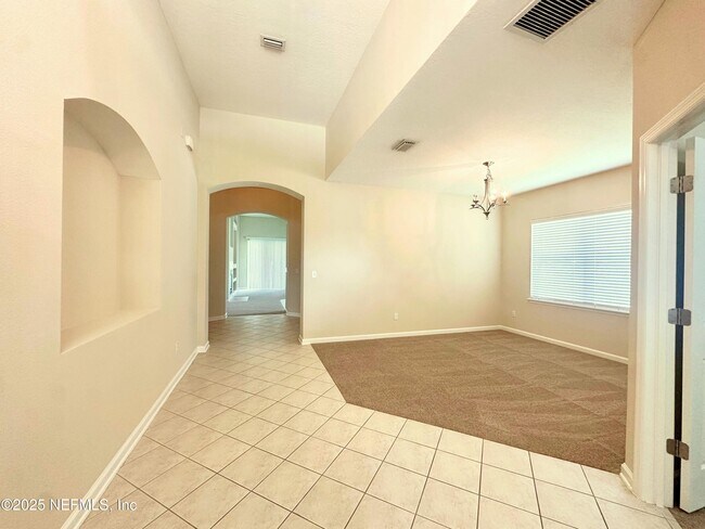 Foto del edificio - 6009 Wind Cave Ln