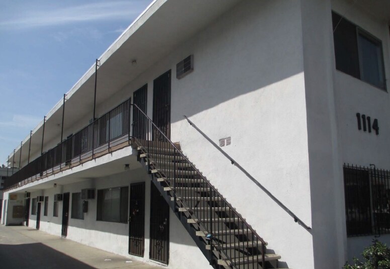 Foto del edificio - 1114 W 18th St