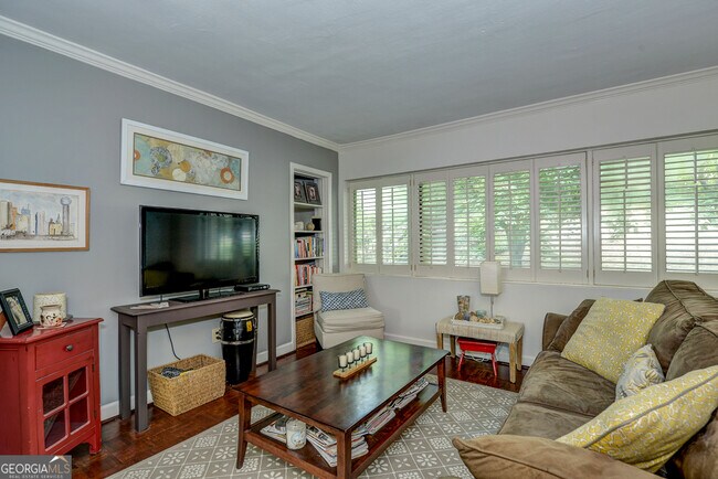 Foto del edificio - 282 Ardmore Cir NW