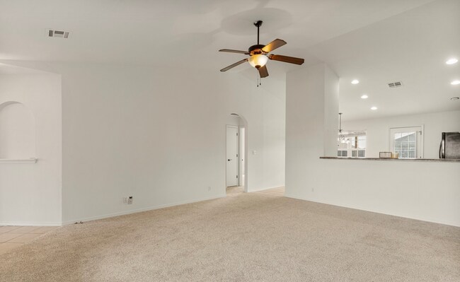 Foto del edificio - Glenpool 4 Bed 2 Bath with Open and Split ...