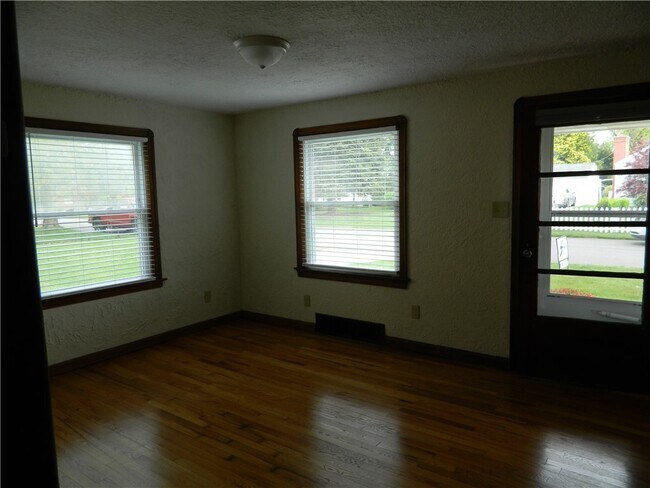 Foto del edificio - 1046 Grace St