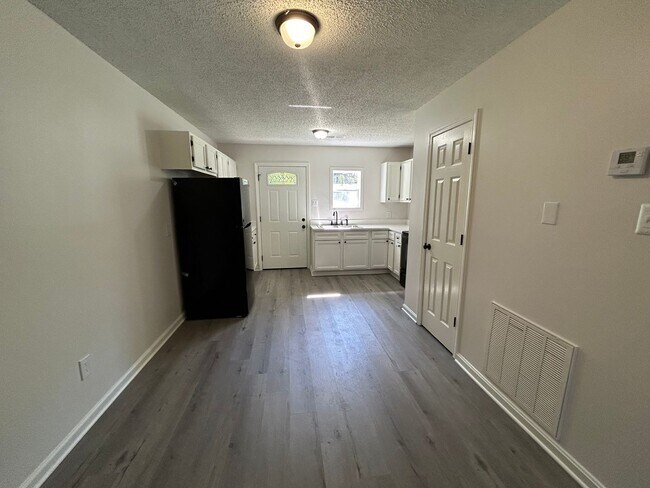 Foto del edificio - 1154 S Washington Ave