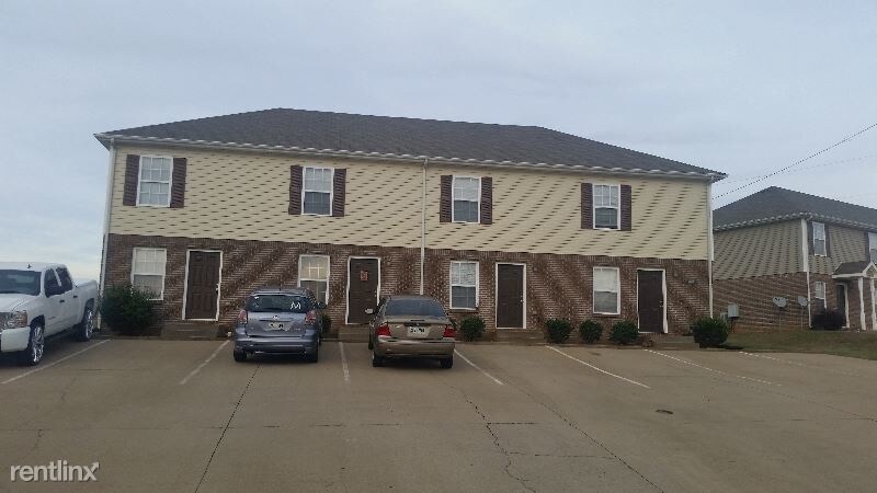 Primary Photo - 2 br, 2 bath Townhome - 801 Oak Arbor Ct
