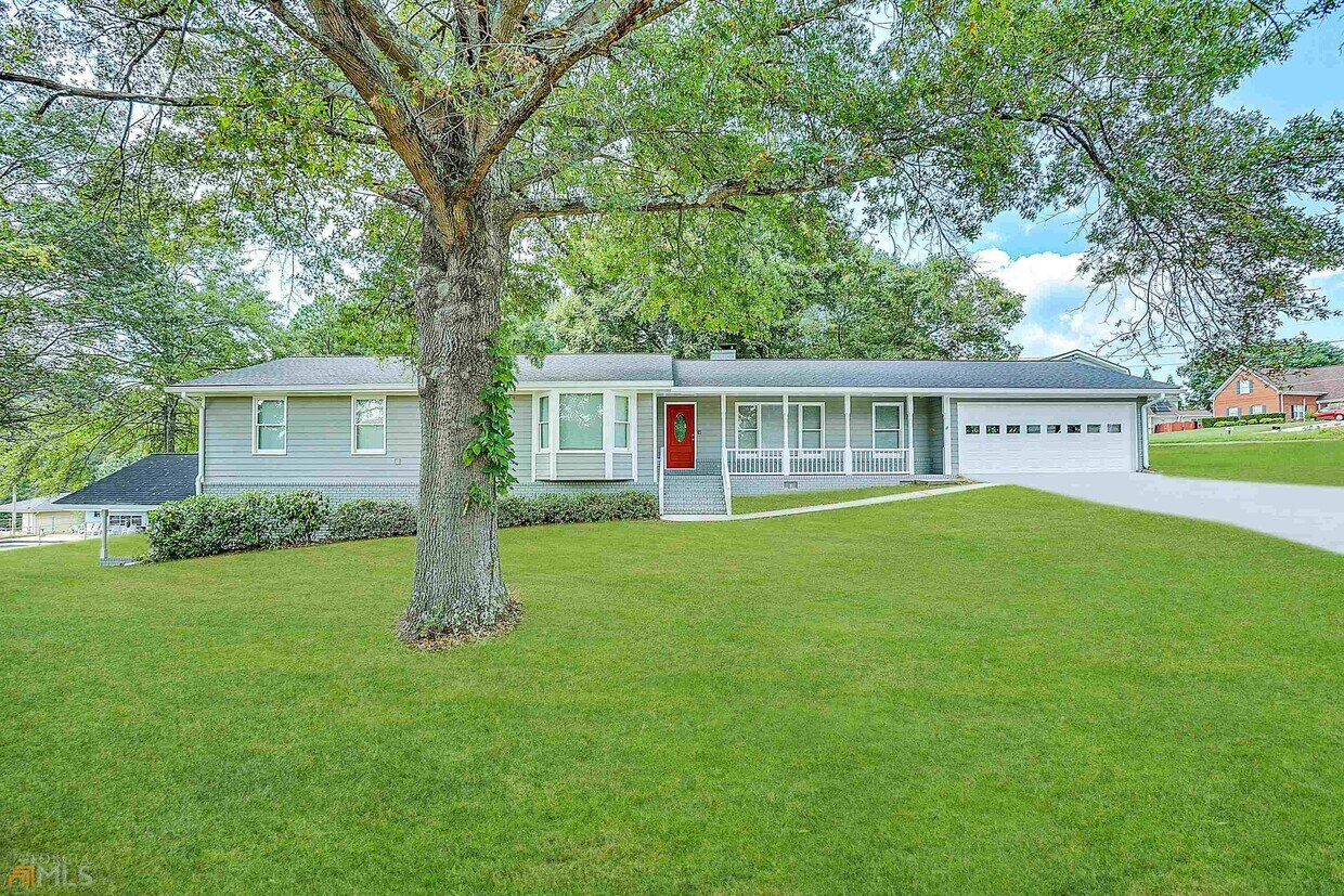 Primary Photo - 4395 Riverside Dr SW