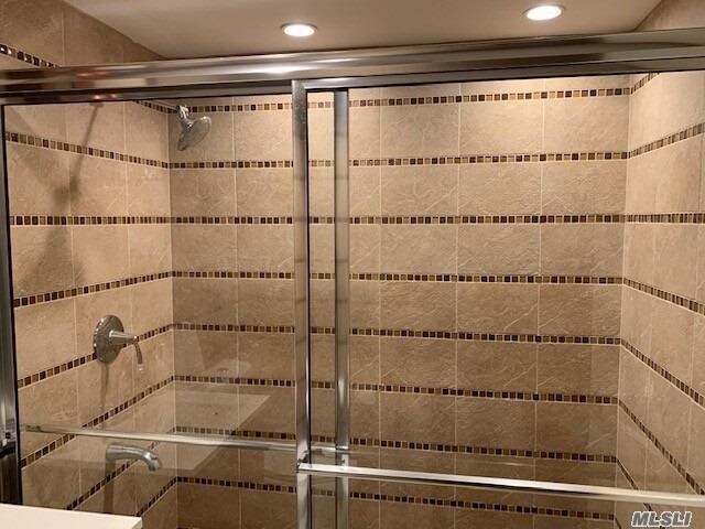 Foto del edificio - 62-15-62-62 62nd Ave