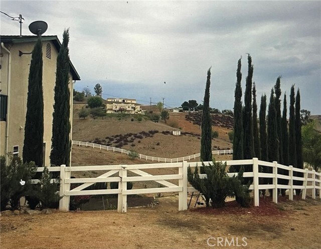 Building Photo - 24284 Las Flores Dr