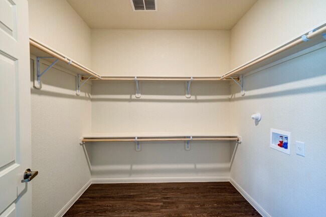 Foto del edificio - Mesa West