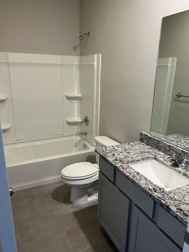 Building Photo - 3 Bedroom 2 bath New Construction Home is ...