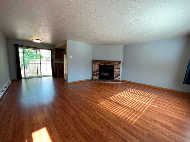 Foto del edificio - howad01