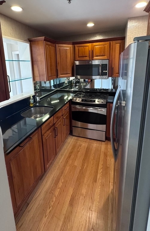 Building Photo - 6 Canal Park