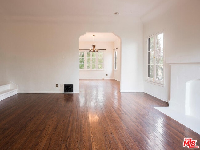 Foto del edificio - 3842 Aloha St