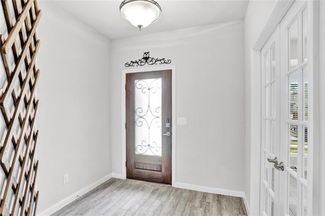 Foto del edificio - 1135 Saddle Ridge Dr