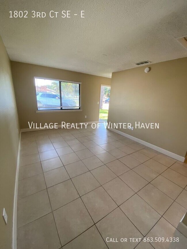 Building Photo - Cozy, Efficient and Great Location!