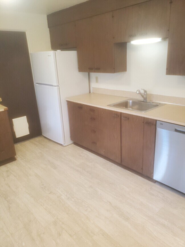 Foto del edificio - 2542 Fir Ave