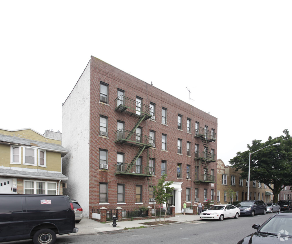 Primary Photo - 1420-1424 E 4th St