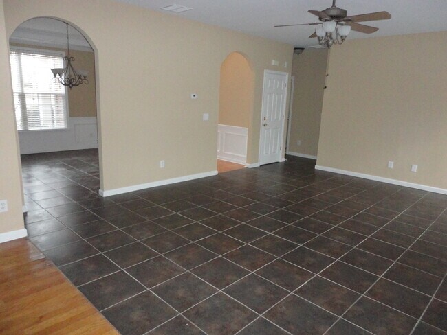 Foto del edificio - 6855 River Island Cir