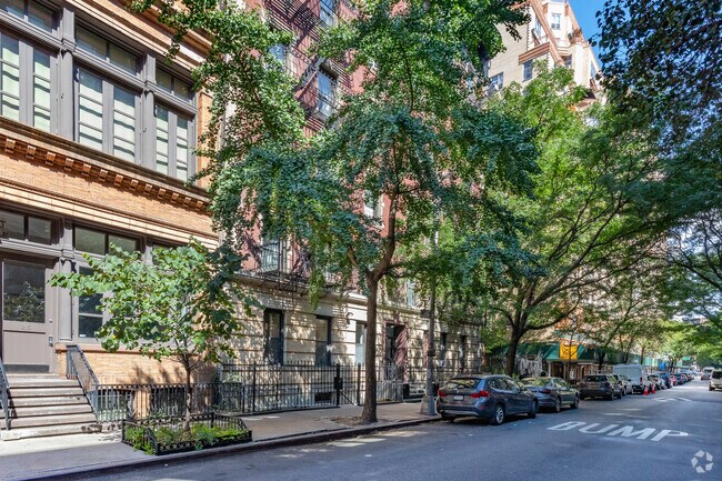 Foto del edificio - 217 E 22nd St