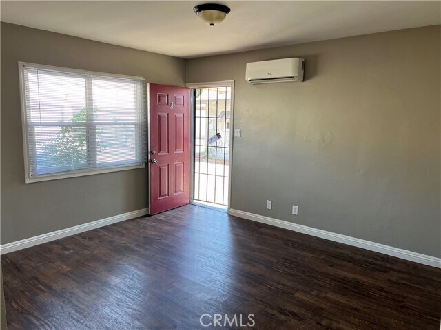 Building Photo - 5518 Rosemead Blvd