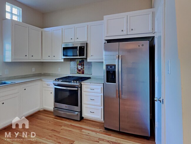 Building Photo - 8705 Bryam St