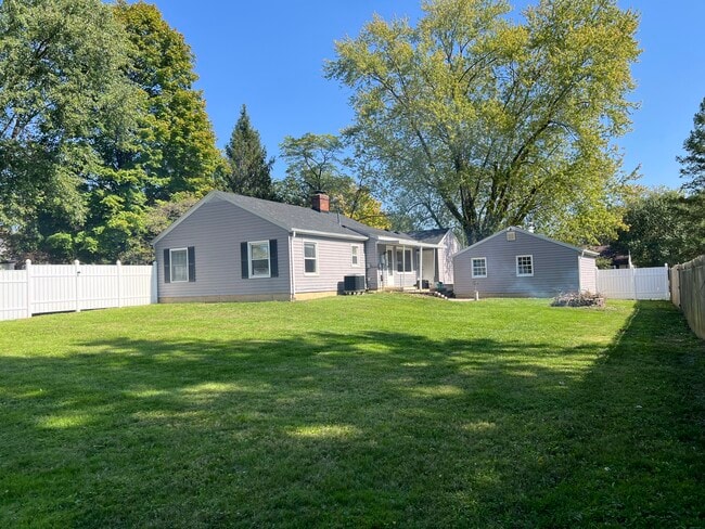 Foto del edificio - 3591 Harry Truman Dr