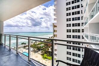 Building Photo - 2030 S Ocean Dr