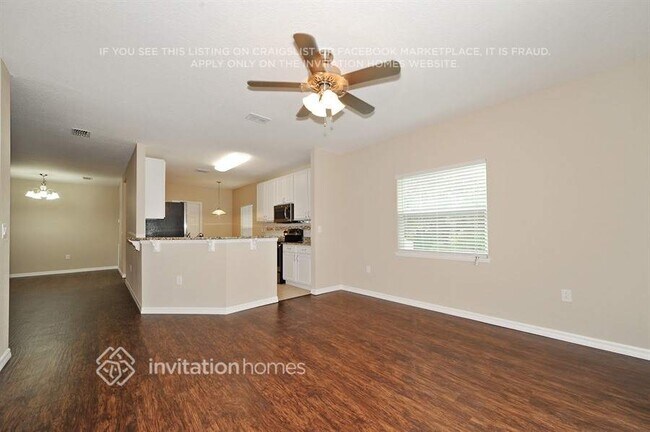 Foto del edificio - 1465 Urmey Ln