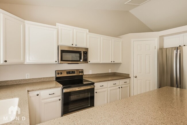 Building Photo - 223 W 1425 N