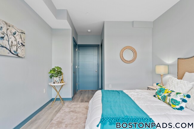 Building Photo - 1258 Massachusetts Ave