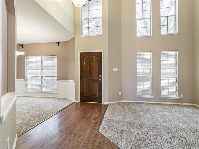 Foto del edificio - 10716 Spring Lake Rd