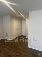 Building Photo - 1833 Sag Harbor Ln
