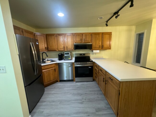 Foto del edificio - 1011 Greenwood Ct