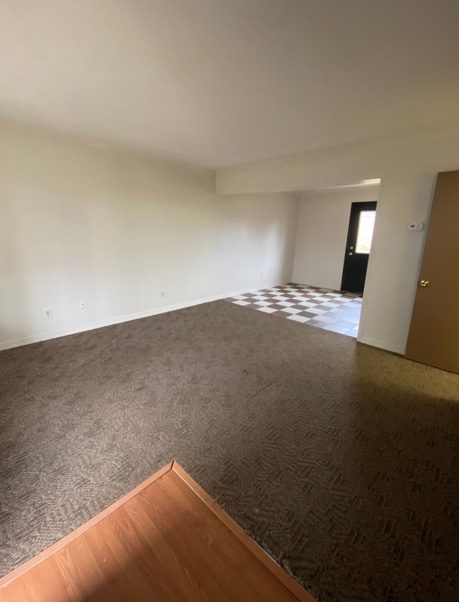 Building Photo - 105 Swan Dr