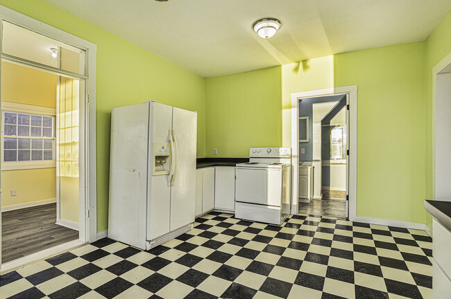 Foto del edificio - 118 Brady St