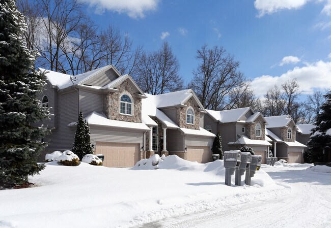 Building Photo - 3300 Grey Village Dr