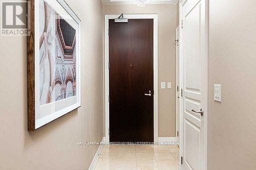 Building Photo - 21 Burkebrook Pl