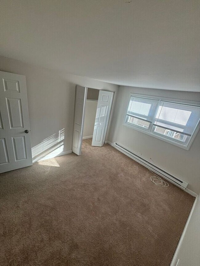 Foto del edificio - 17320 Ridgeland Ave