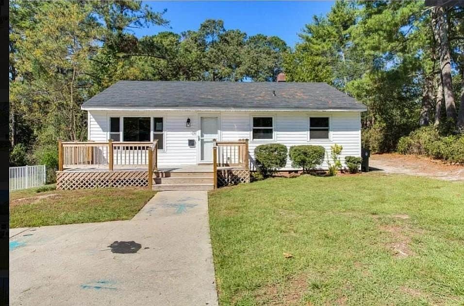 Primary Photo - 200 Rowland Cir