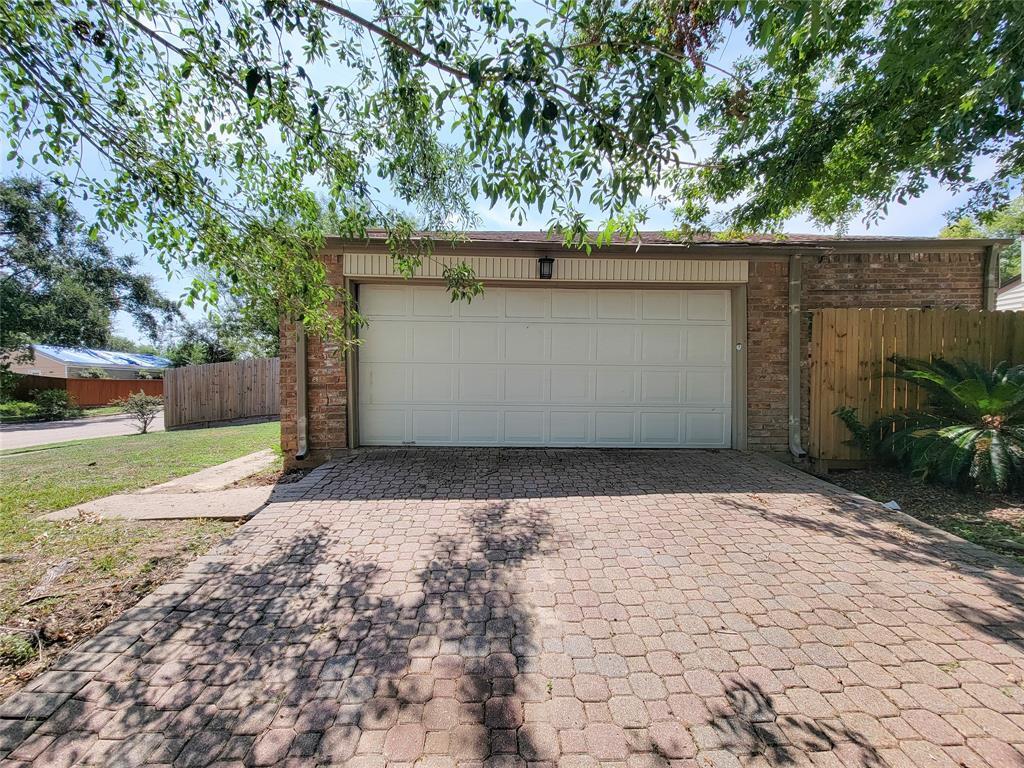 Primary Photo - 6403 Quail Meadow Dr