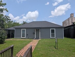 Building Photo - 6430 Teluco St