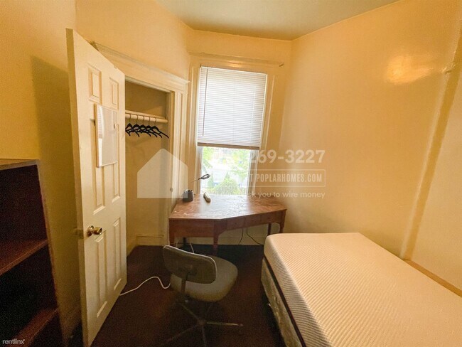 Building Photo - 3 br, 1 bath Townhome - 2705 North Howard ...