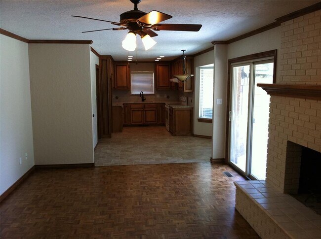 Foto del edificio - 2733 Walnut Rd