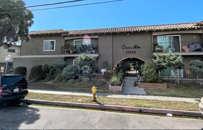 Foto del edificio - 10109 Buford Ave