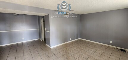 Building Photo - 2413 W Hazelwood St