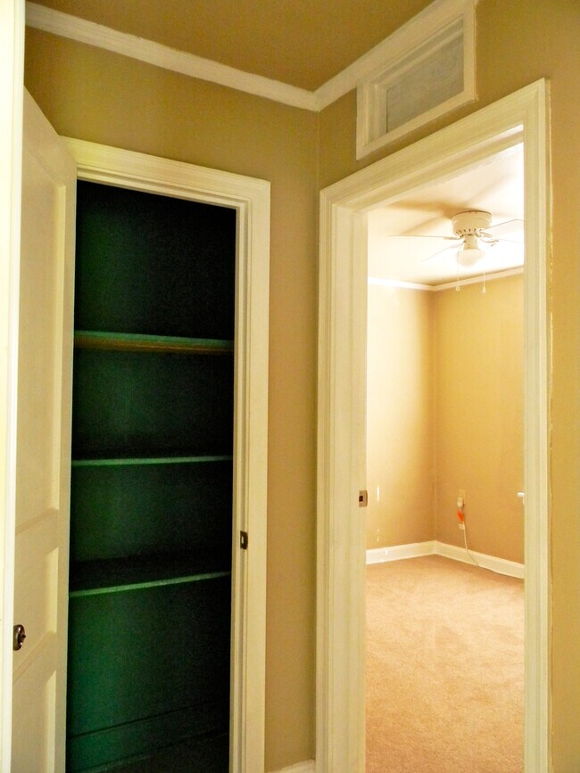 Bedroom and Storage - 1116 NW 4th Ave
