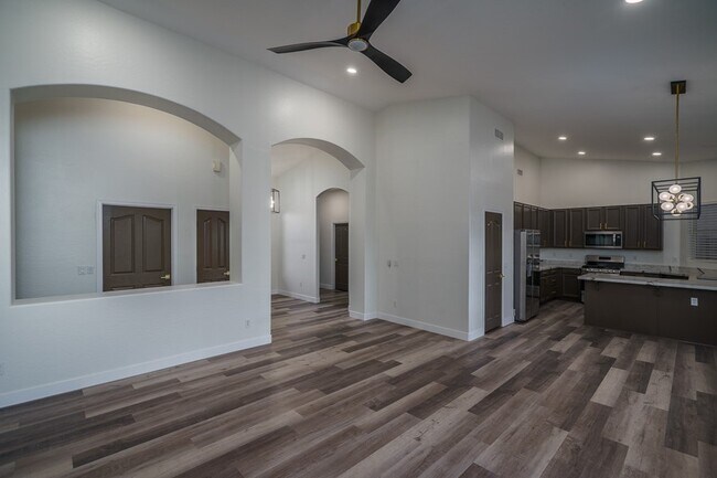 Foto del edificio - Gorgeous Home in Tatum Vista!